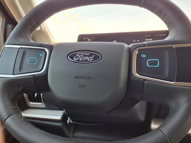 new 2025 Ford Expedition car, priced at $69,450