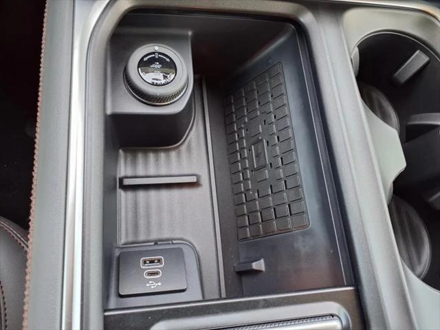 new 2025 Ford Expedition car, priced at $69,450