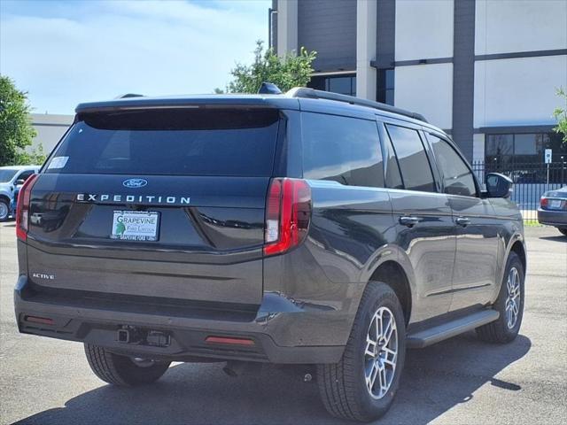 new 2025 Ford Expedition car, priced at $69,450