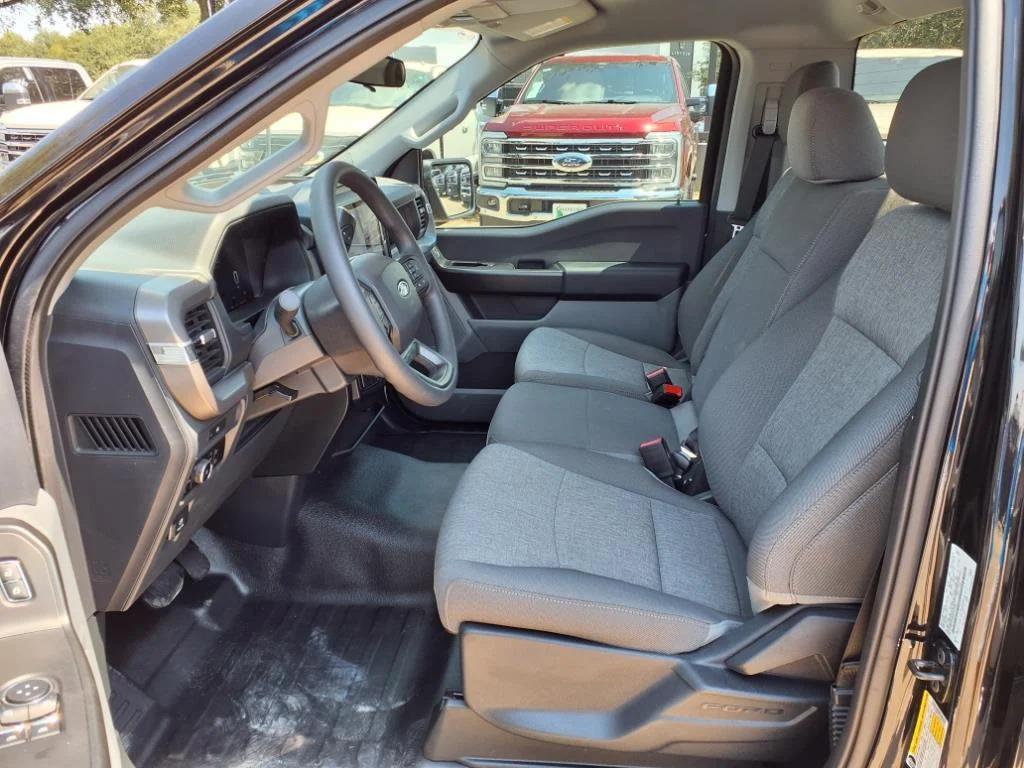 new 2025 Ford F-150 car, priced at $46,915