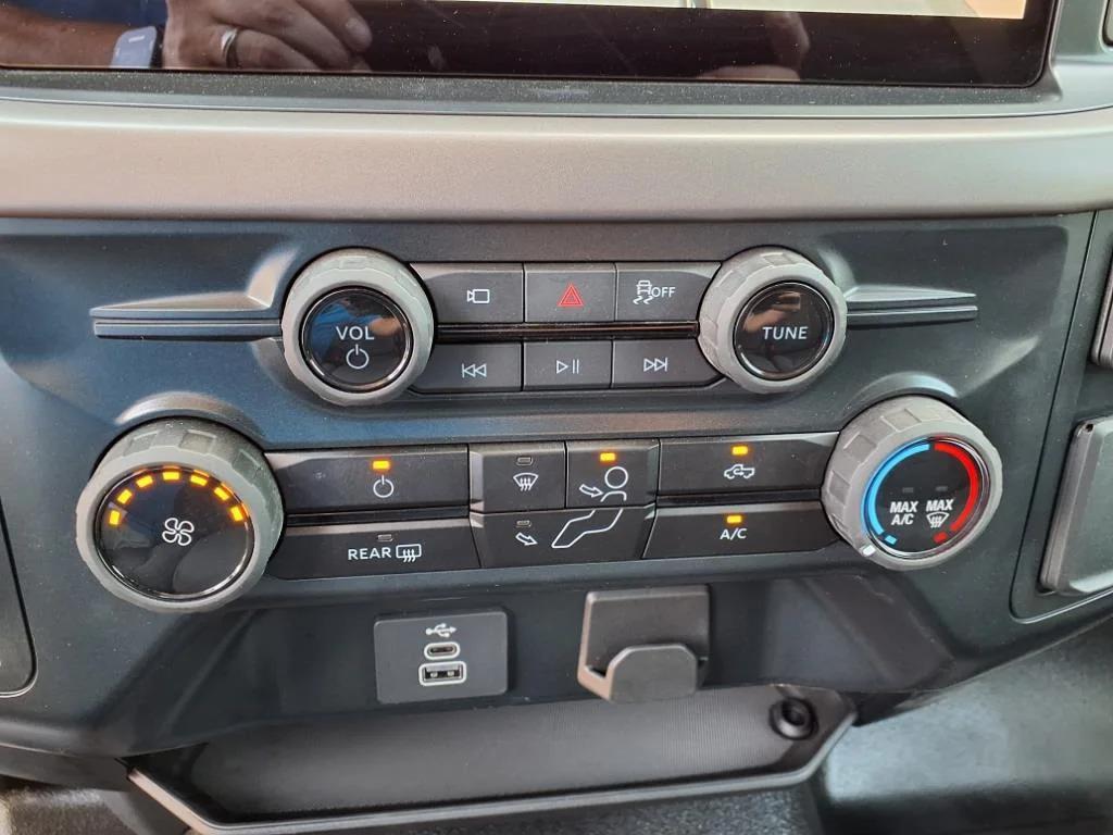 new 2025 Ford F-150 car, priced at $46,915