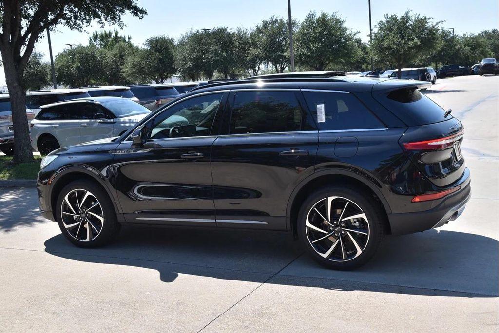 new 2025 Lincoln Corsair car, priced at $54,134