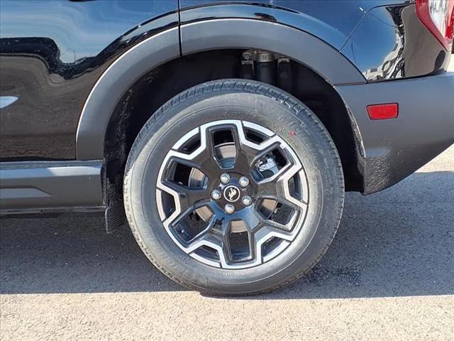 new 2025 Ford Bronco Sport car, priced at $35,137