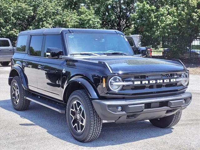 new 2024 Ford Bronco car, priced at $49,225