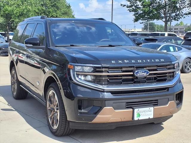 new 2025 Ford Expedition car, priced at $86,395