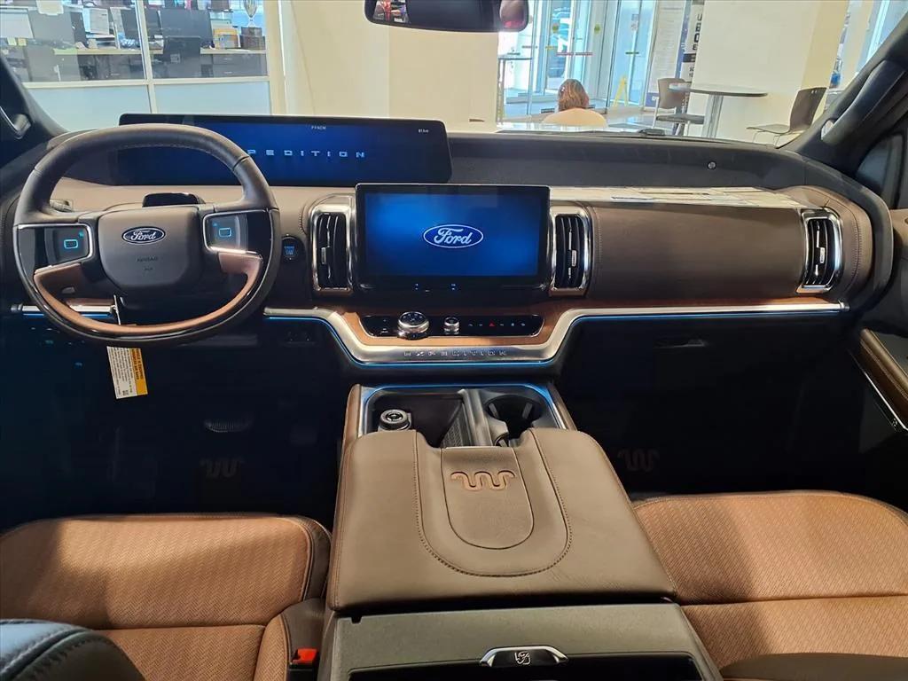 new 2025 Ford Expedition car, priced at $87,165