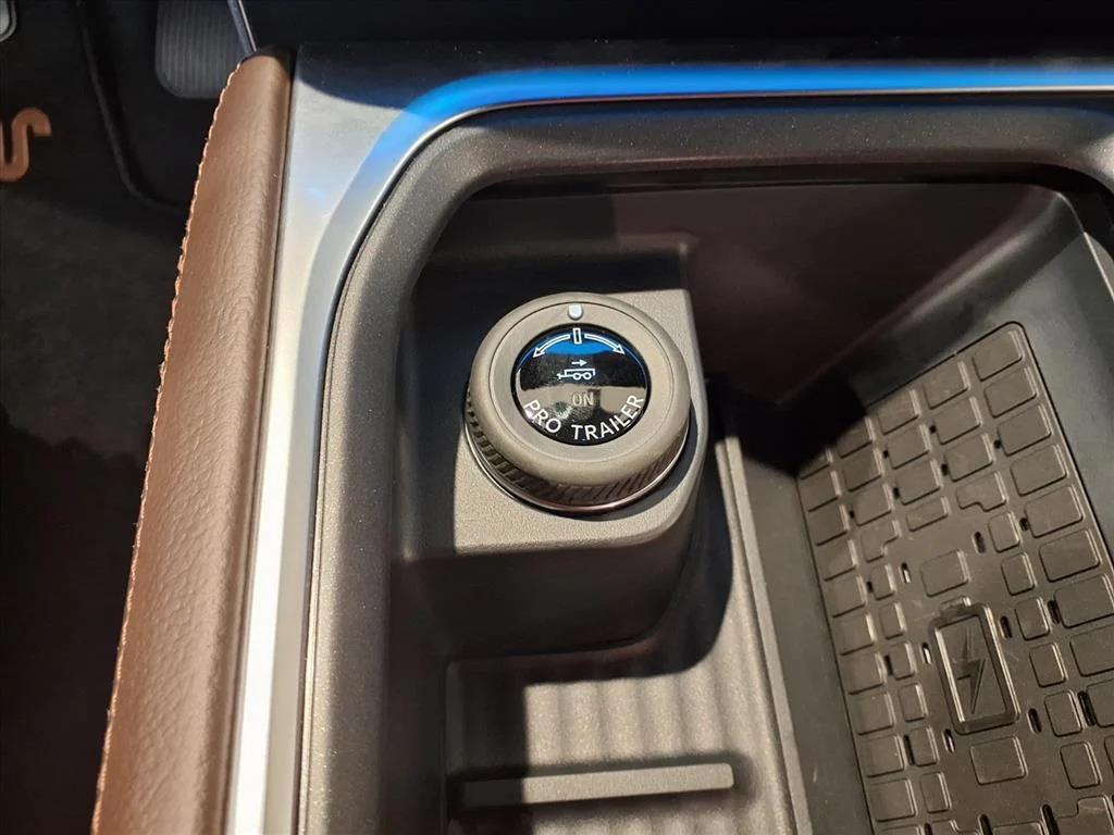 new 2025 Ford Expedition car, priced at $87,165