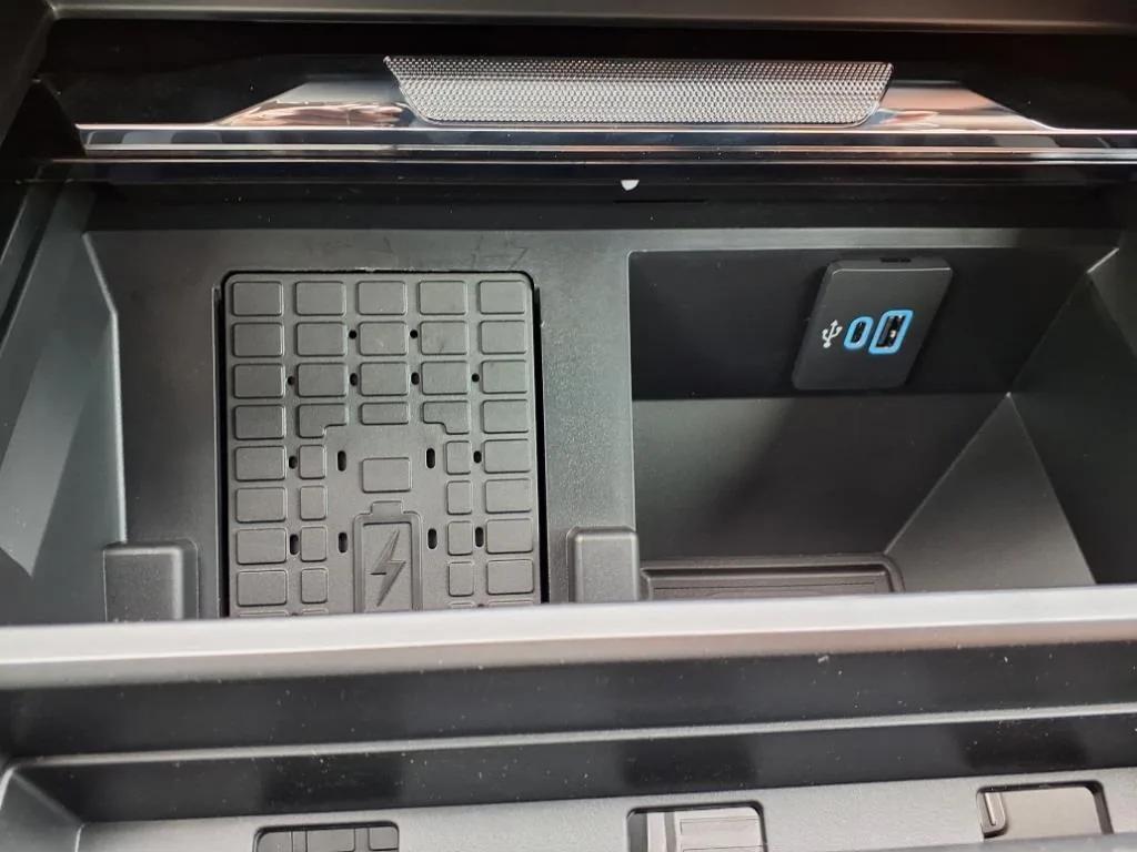 new 2025 Ford F-250 car, priced at $86,050