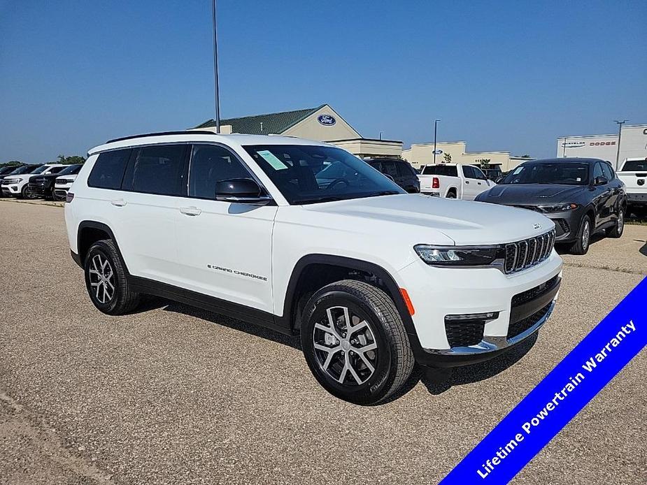 new 2024 Jeep Grand Cherokee L car, priced at $42,988