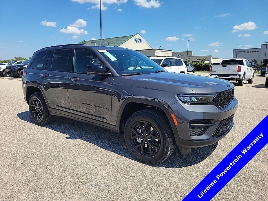 new 2024 Jeep Grand Cherokee car, priced at $42,530