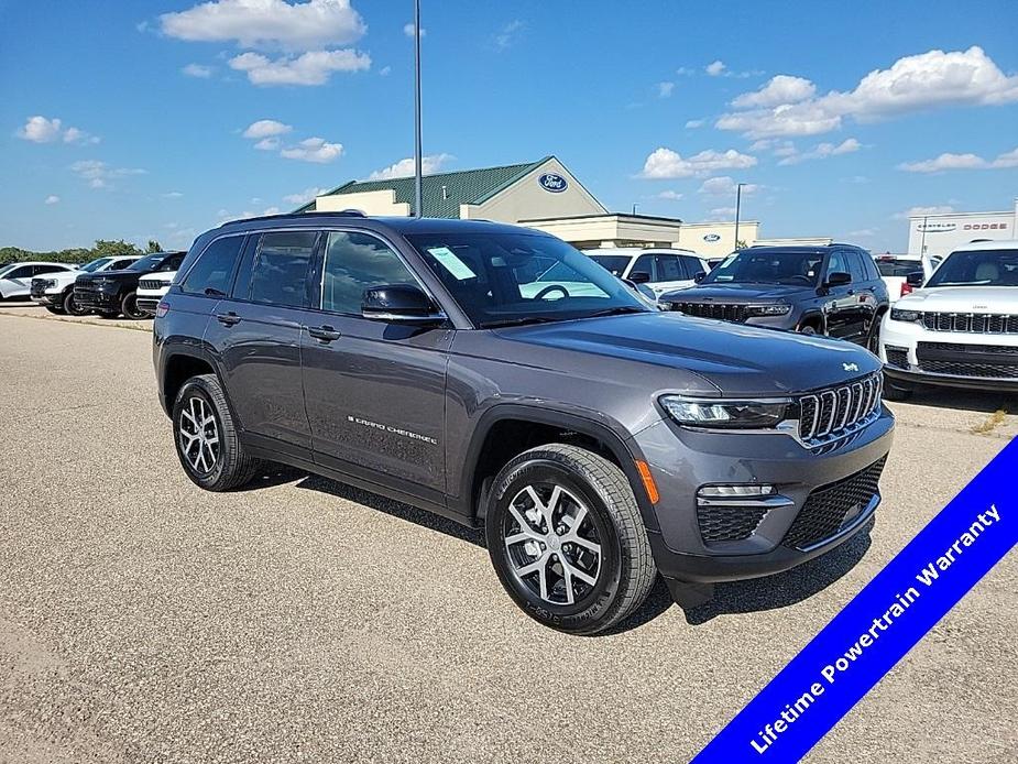 new 2024 Jeep Grand Cherokee car, priced at $44,290