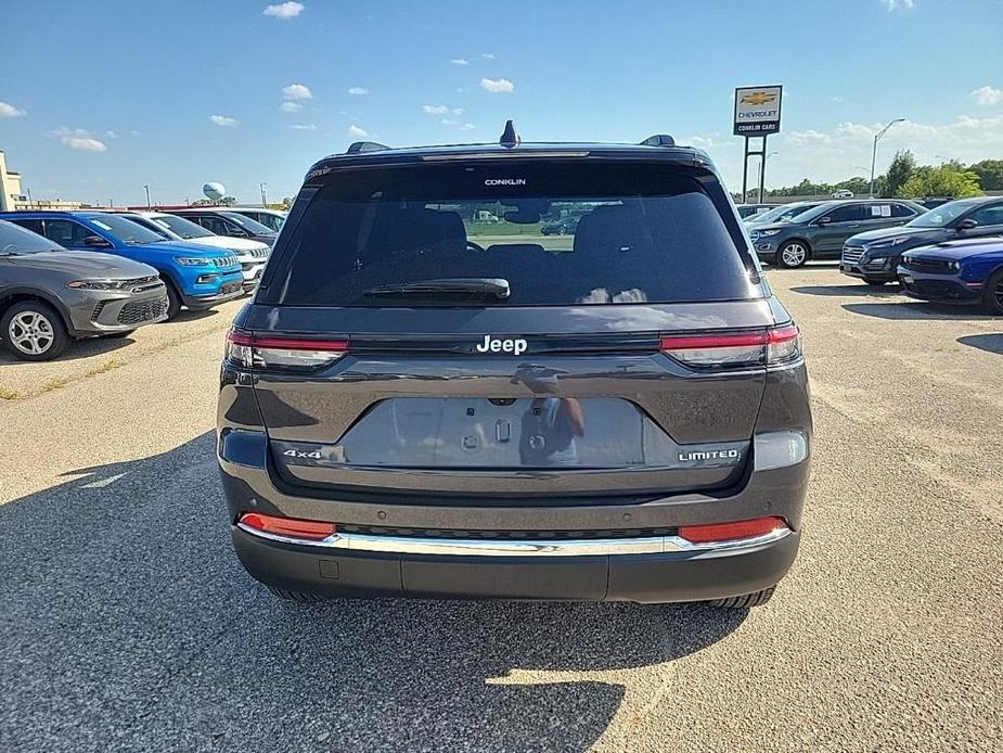 new 2024 Jeep Grand Cherokee car, priced at $44,290