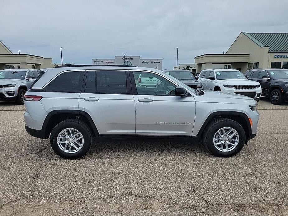 new 2024 Jeep Grand Cherokee car, priced at $38,175