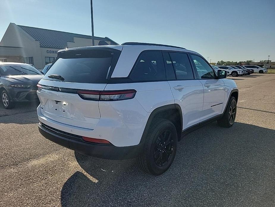 new 2024 Jeep Grand Cherokee car, priced at $40,168