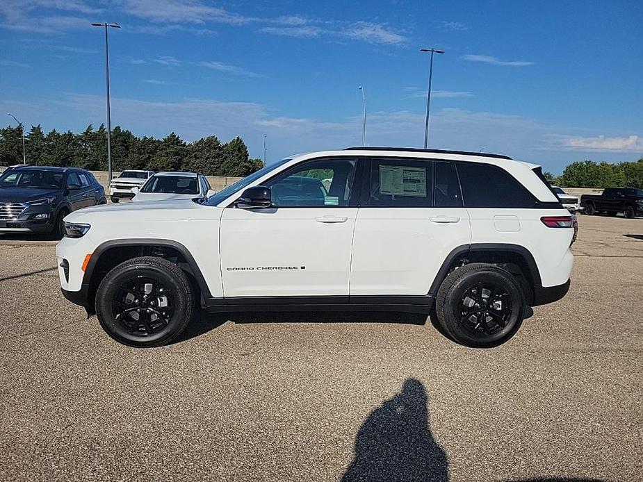 new 2024 Jeep Grand Cherokee car, priced at $40,168