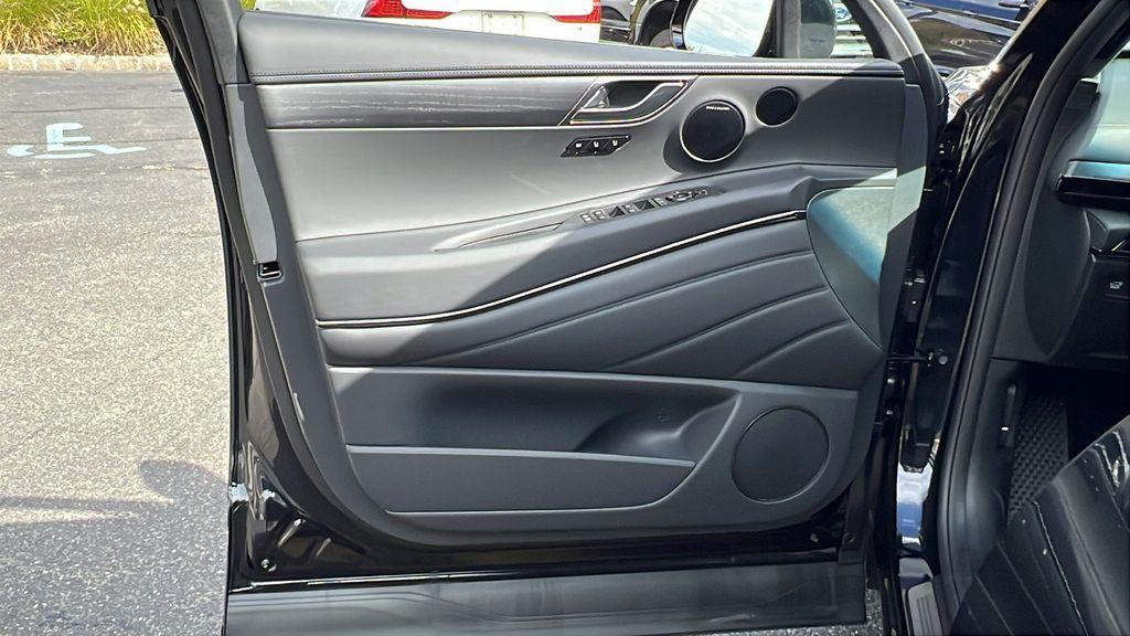 new 2026 Genesis GV80 car, priced at $87,055