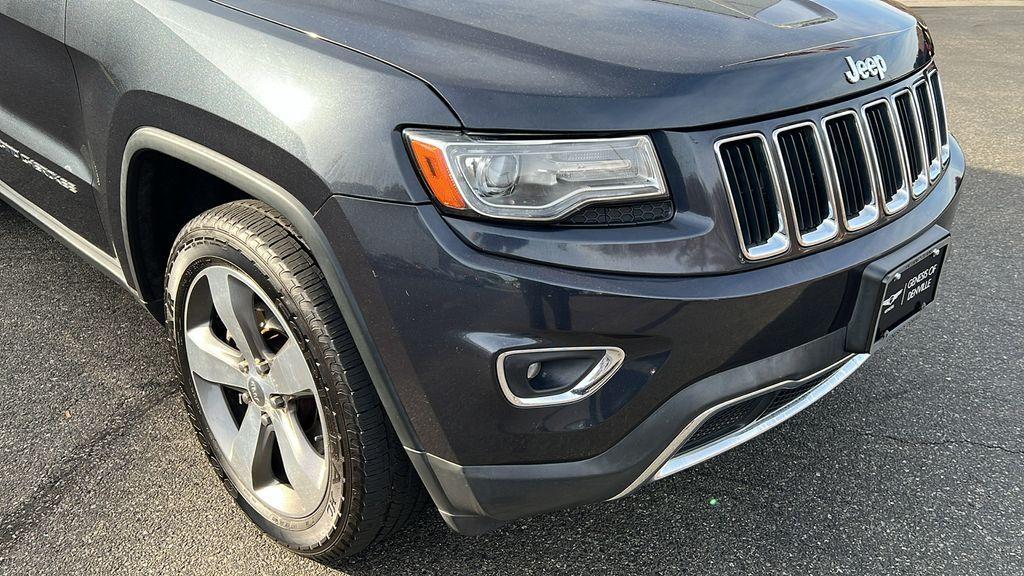 used 2014 Jeep Grand Cherokee car, priced at $10,749