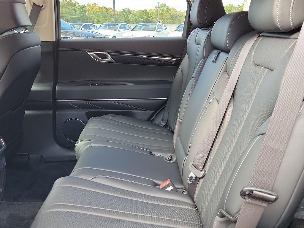 new 2025 Genesis GV80 car, priced at $61,394
