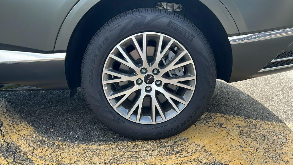 new 2025 Genesis GV80 car, priced at $61,394