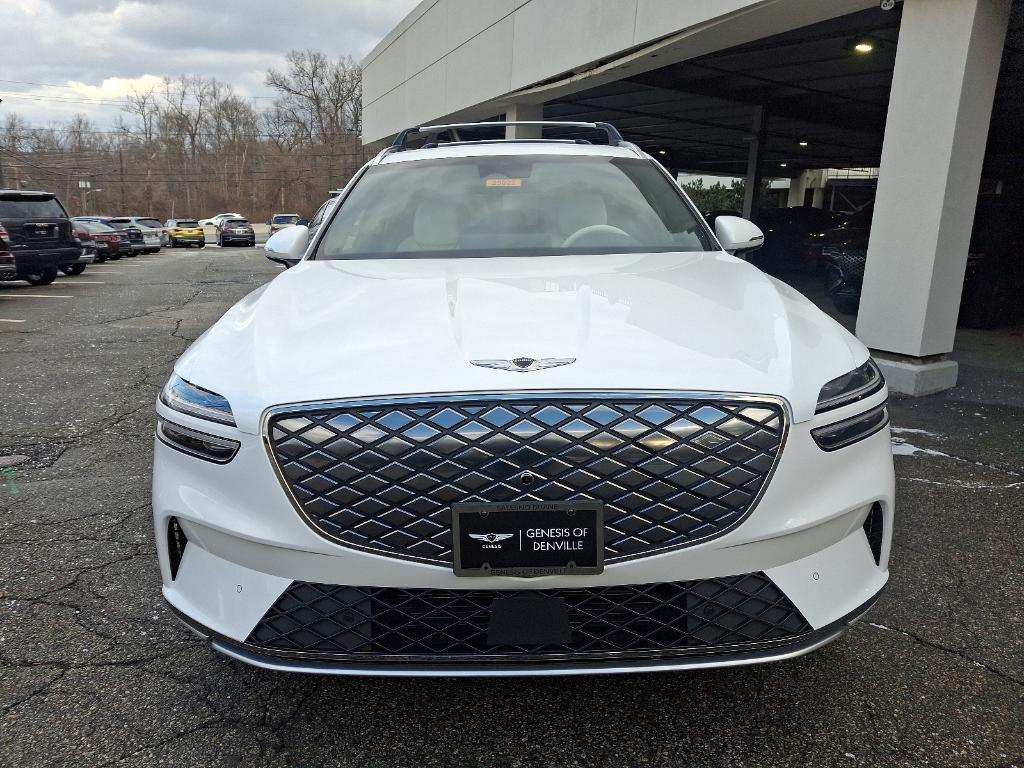 new 2025 Genesis Electrified GV70 car, priced at $76,200