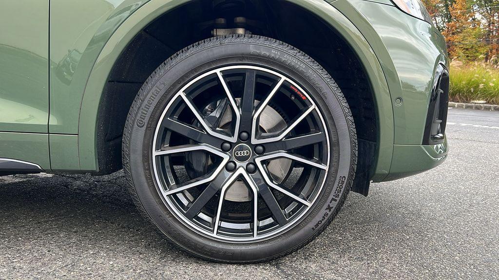 used 2021 Audi SQ5 car, priced at $29,689