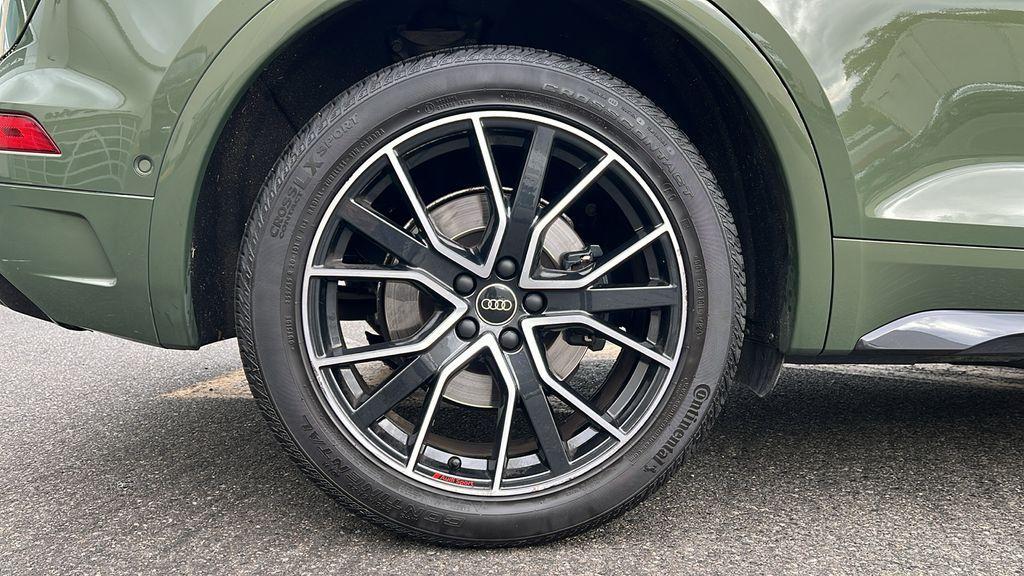 used 2021 Audi SQ5 car, priced at $29,689