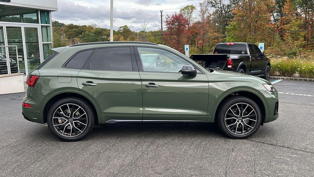 used 2021 Audi SQ5 car, priced at $29,689