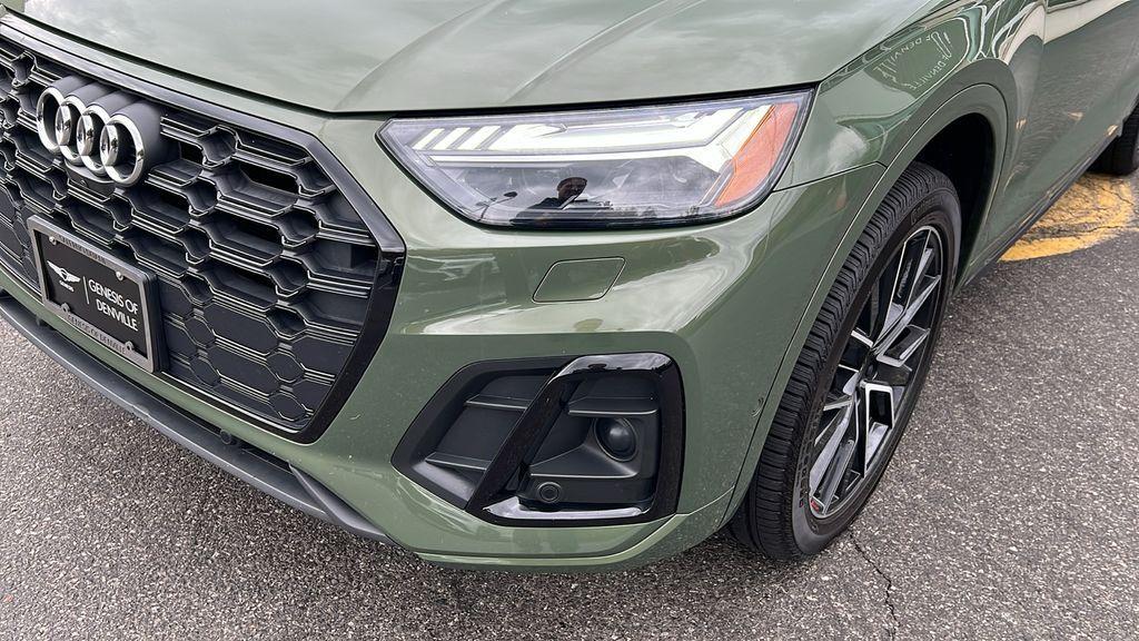 used 2021 Audi SQ5 car, priced at $29,689