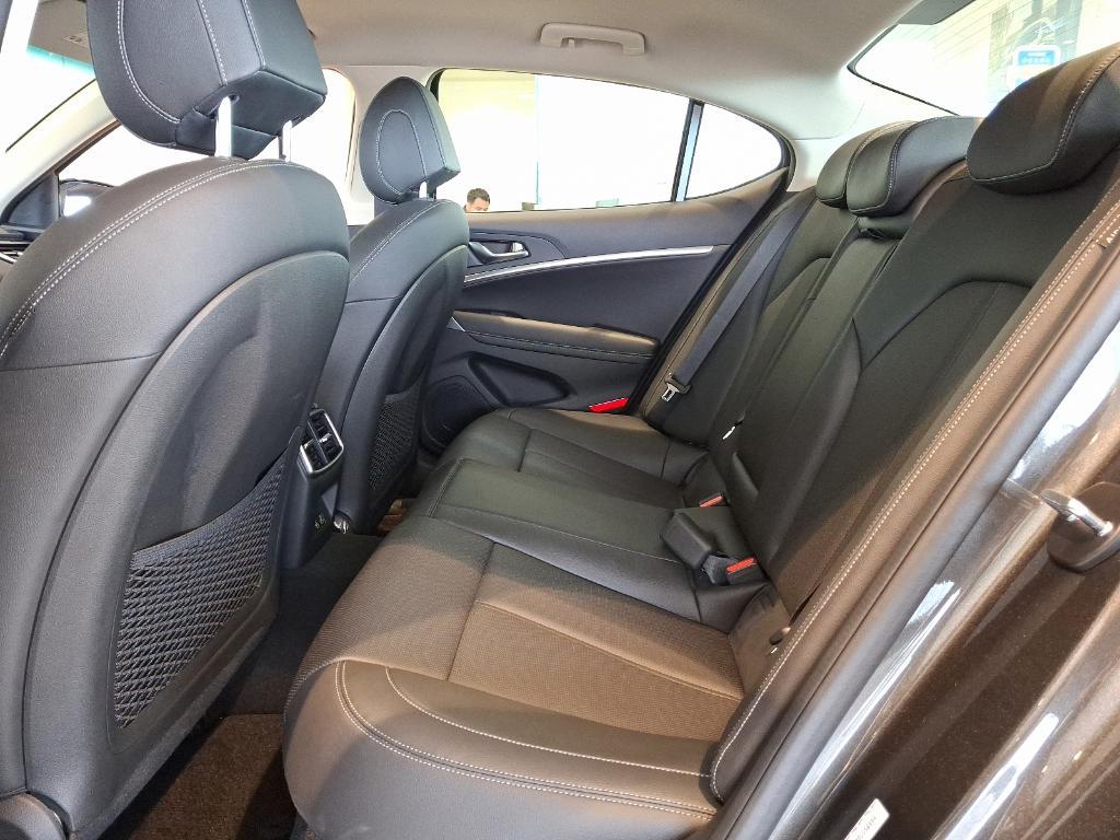 new 2025 Genesis G70 car, priced at $44,705