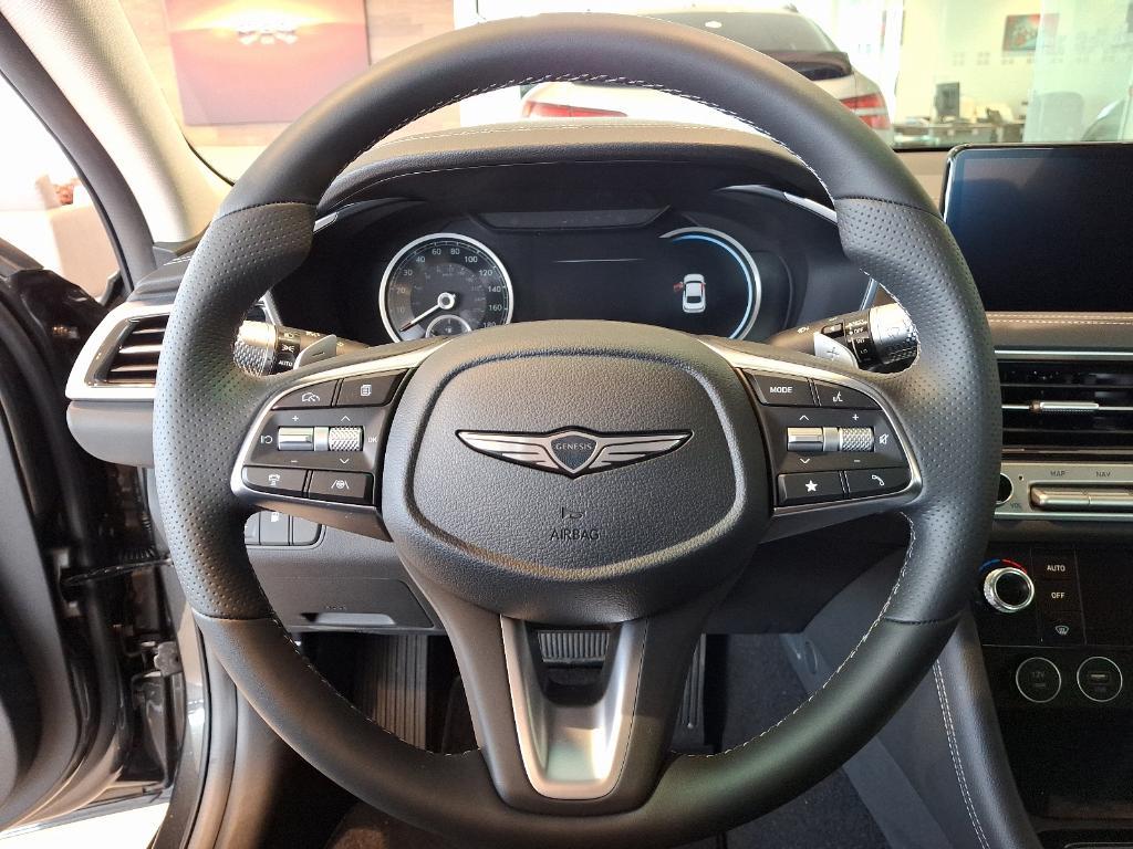 new 2025 Genesis G70 car, priced at $44,705