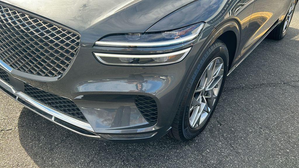 used 2023 Genesis GV70 car, priced at $38,497