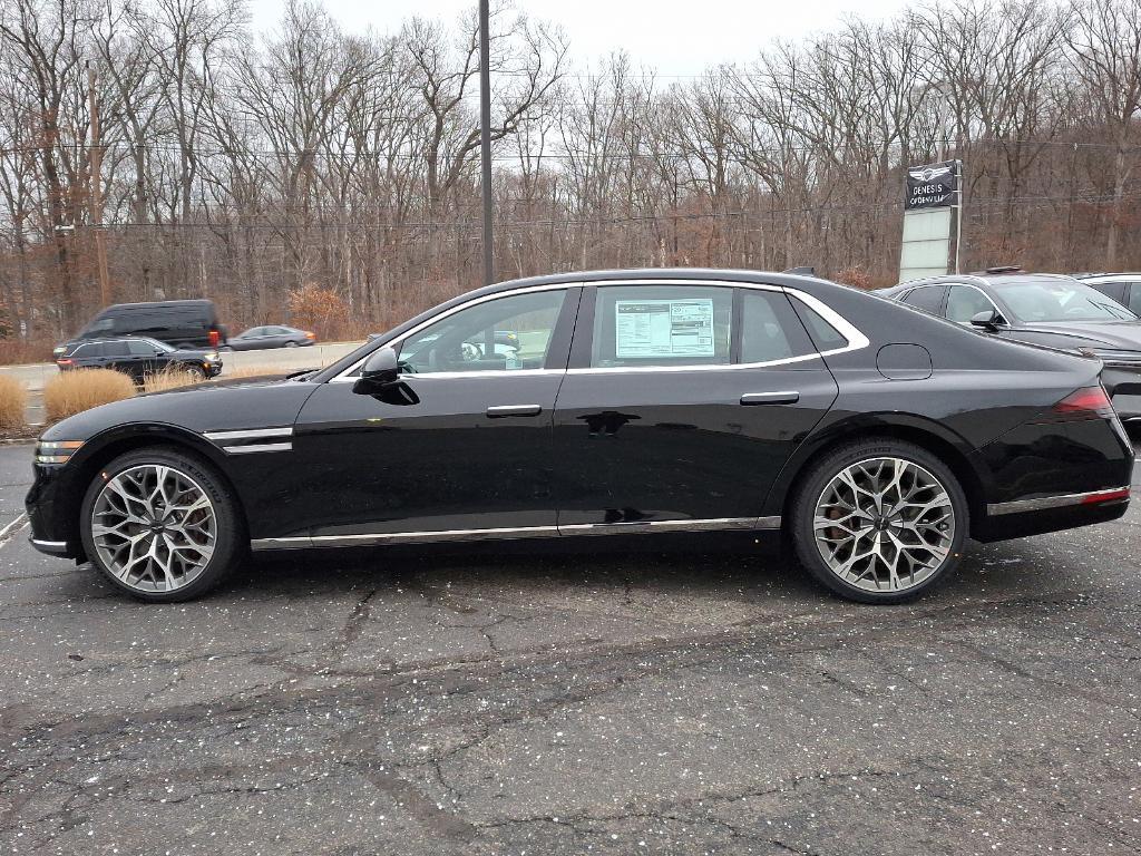 new 2025 Genesis G90 car, priced at $101,455