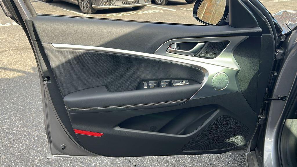 new 2026 Genesis G70 car, priced at $52,390