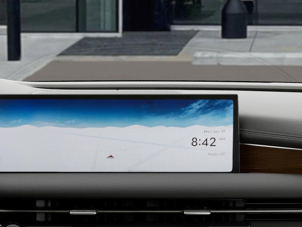 new 2025 Genesis G80 car, priced at $64,075