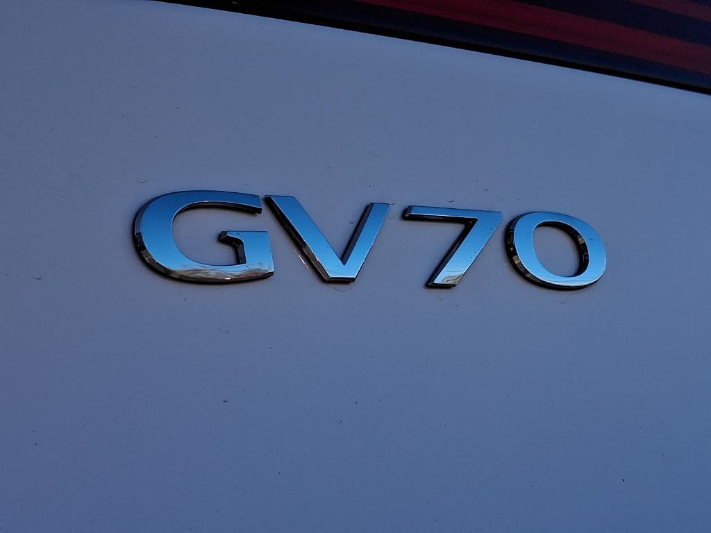 new 2025 Genesis GV70 car, priced at $67,639