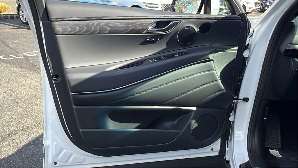 new 2026 Genesis GV80 car, priced at $85,980