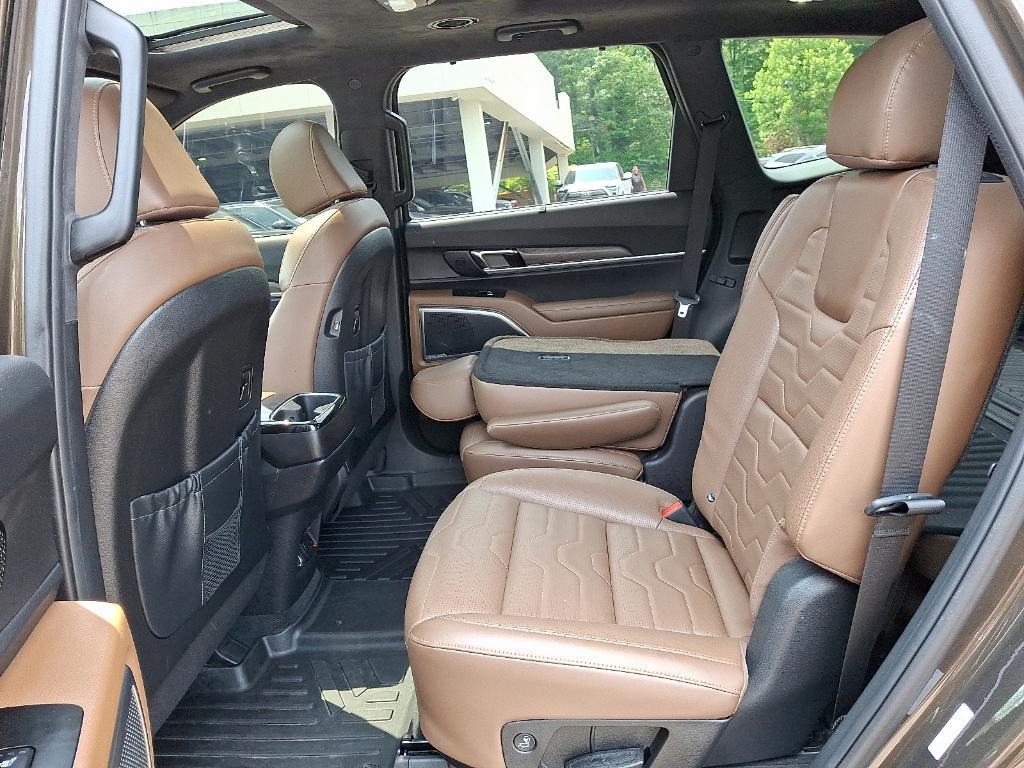 used 2022 Kia Telluride car, priced at $34,000
