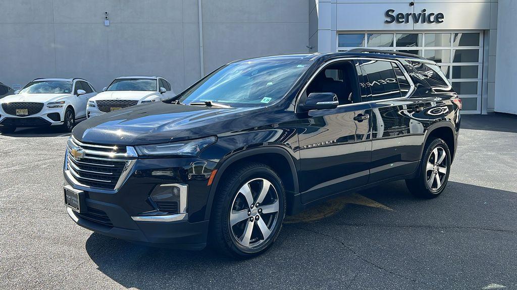 used 2023 Chevrolet Traverse car, priced at $26,994