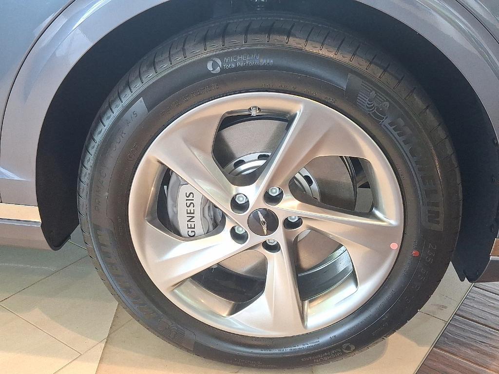 new 2026 Genesis GV70 car, priced at $58,455