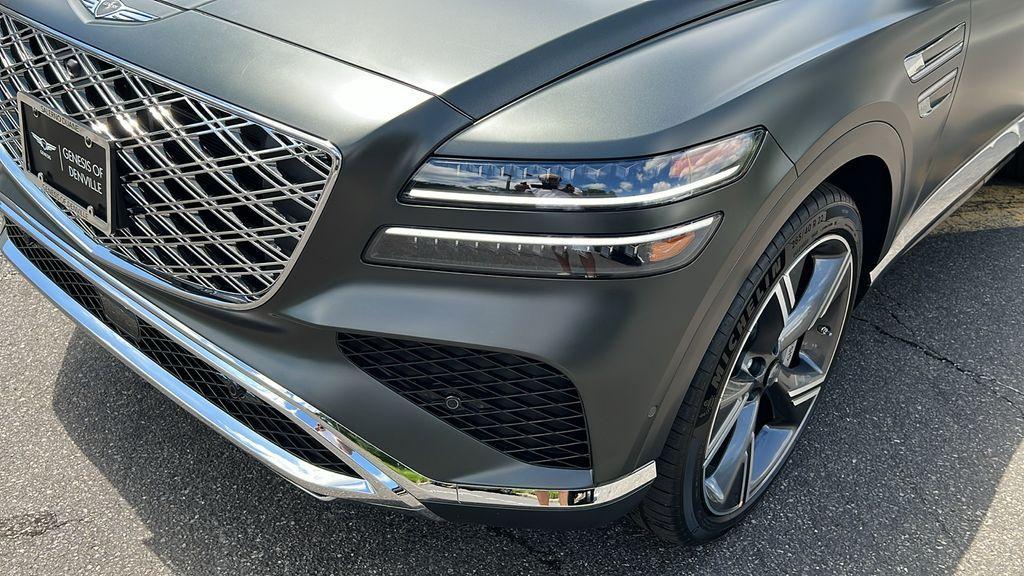 new 2025 Genesis GV80 car, priced at $83,620