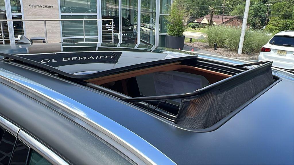 new 2025 Genesis GV80 car, priced at $83,620