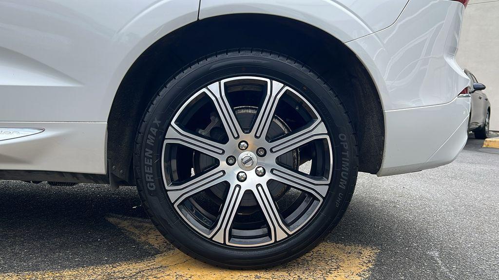 used 2020 Volvo XC60 car, priced at $17,491