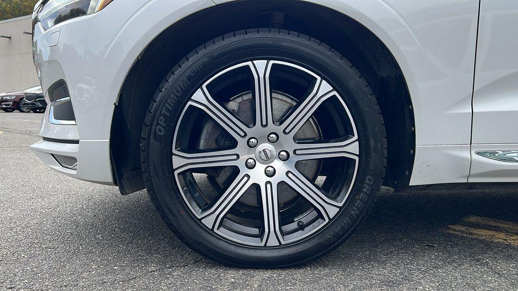 used 2020 Volvo XC60 car, priced at $17,491