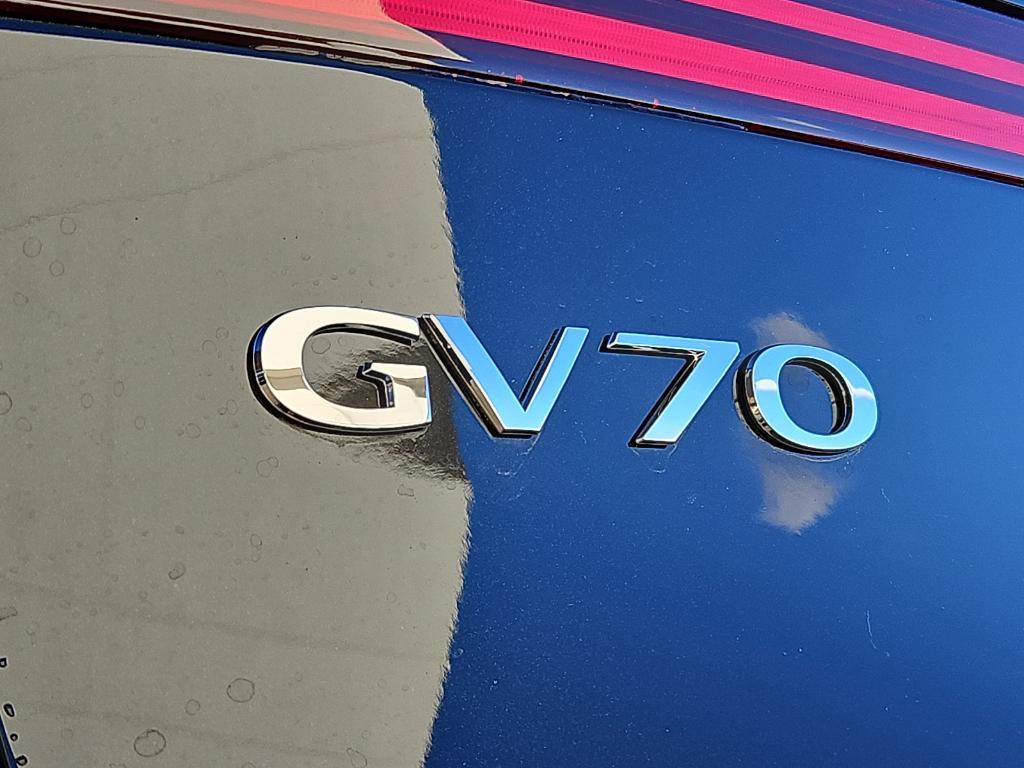 new 2025 Genesis GV70 car, priced at $67,379