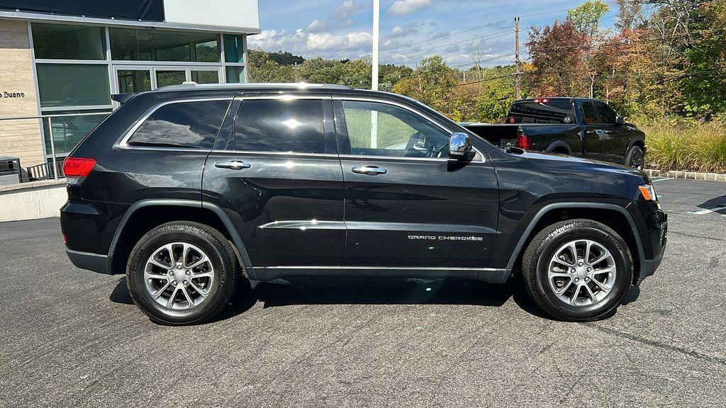 used 2016 Jeep Grand Cherokee car, priced at $14,333
