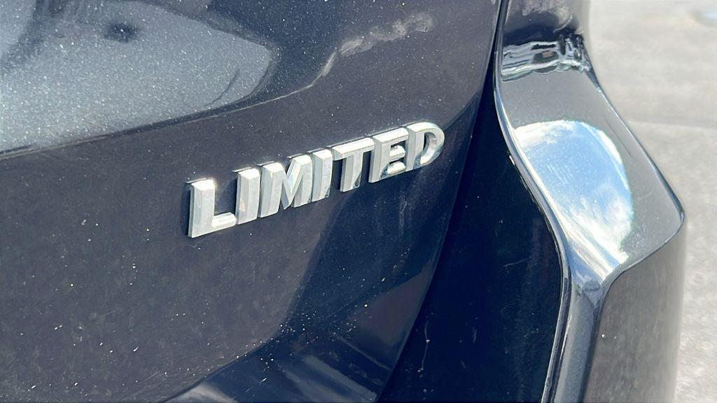 used 2016 Jeep Grand Cherokee car, priced at $14,333