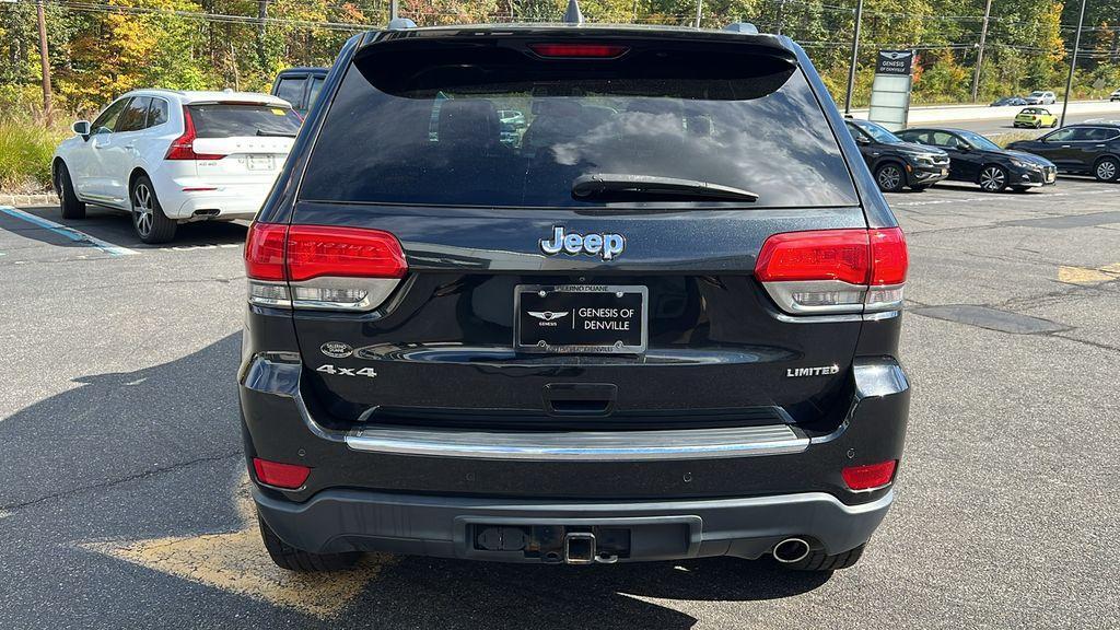 used 2016 Jeep Grand Cherokee car, priced at $14,333