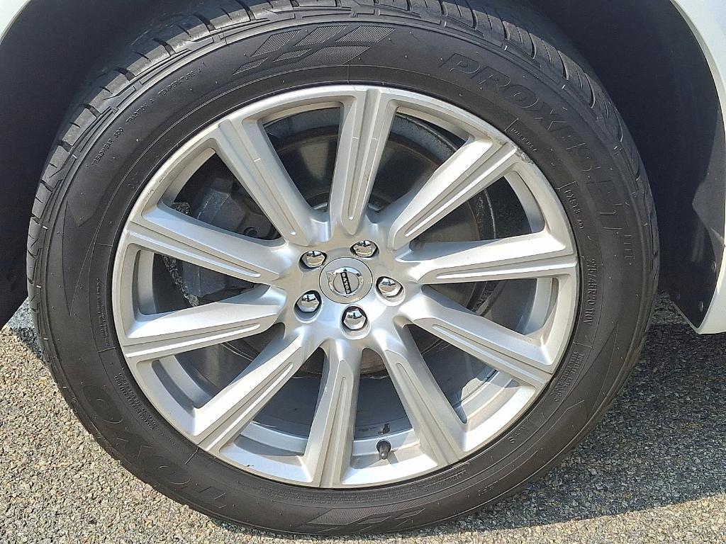 used 2019 Volvo XC90 car, priced at $22,222
