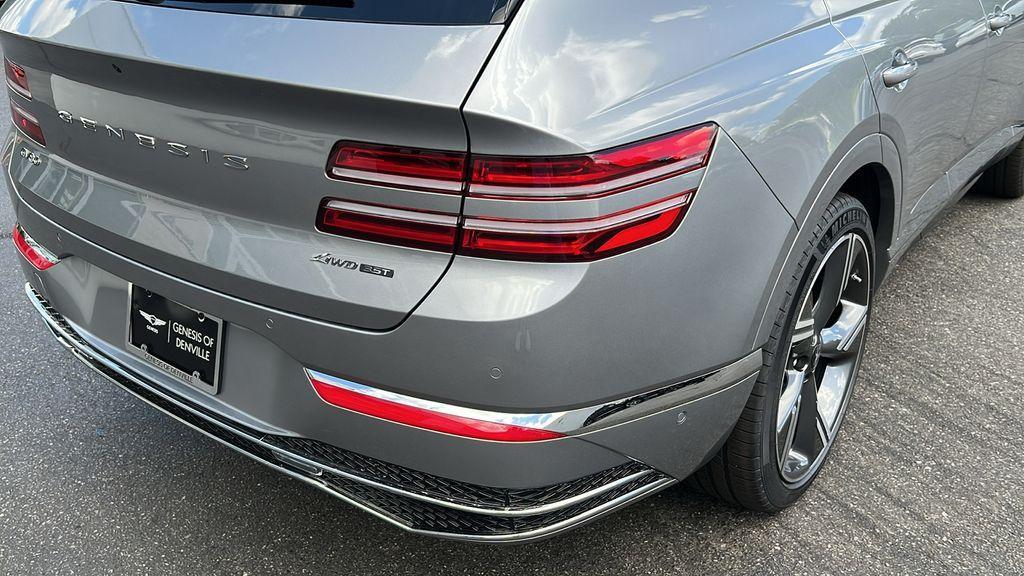 new 2025 Genesis GV80 car, priced at $82,700