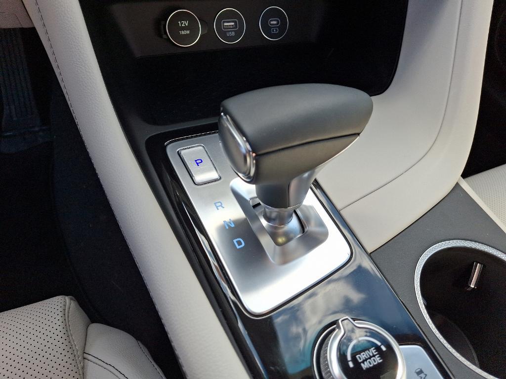 used 2025 Genesis G70 car, priced at $43,998